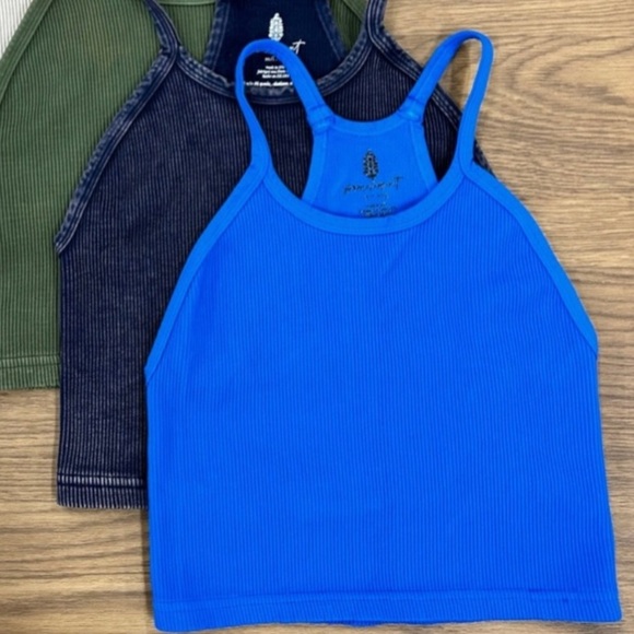 🔴 JUST IN 🔴 Free People Happiness Runs Crop Tops Size M/L & Hot Shot Pants NWT - Picture 4 of 15